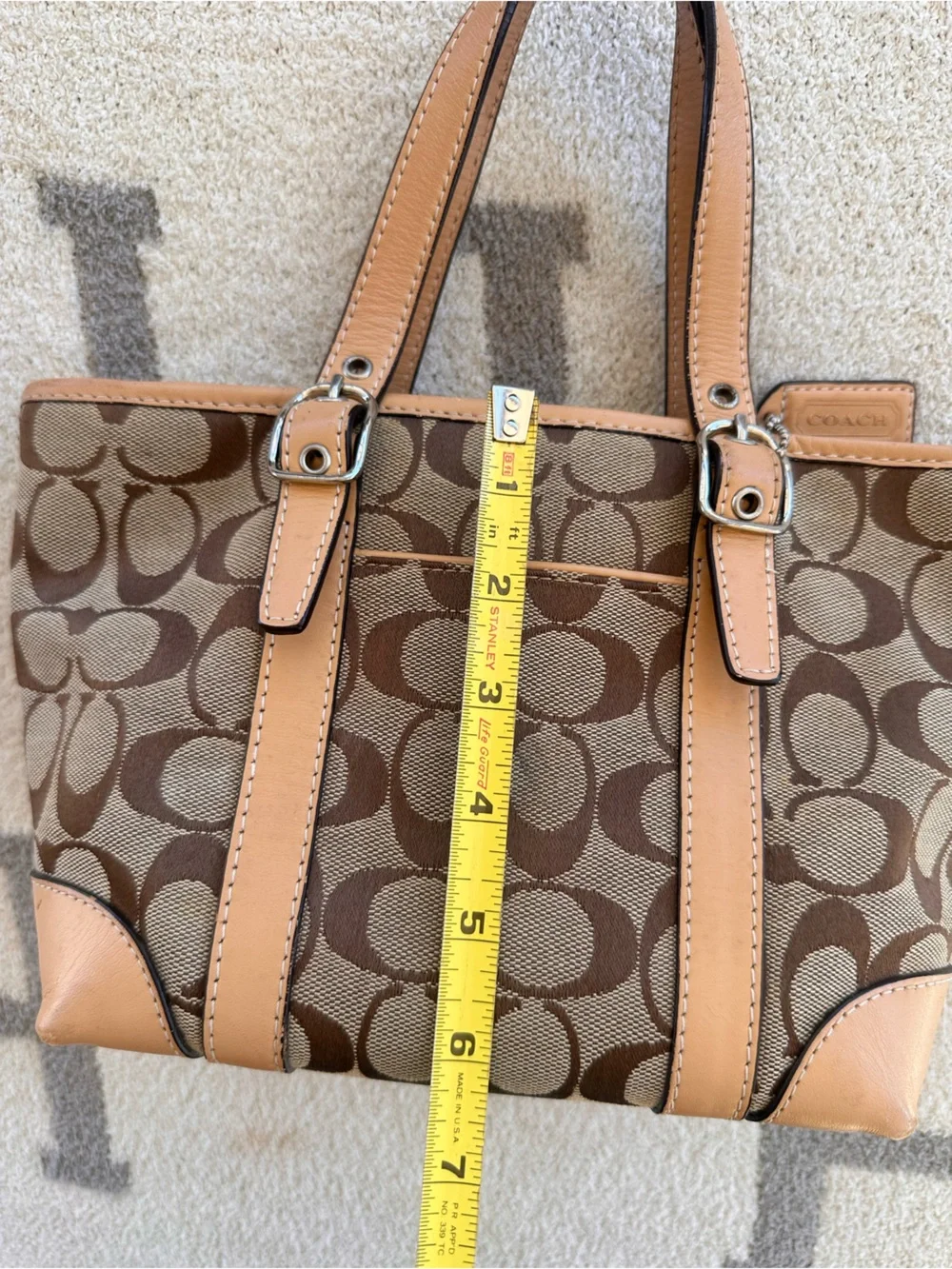 Coach Brown Signature Canvas Shoulder Bag with Tan Trim 2002 Hampton Coach tote